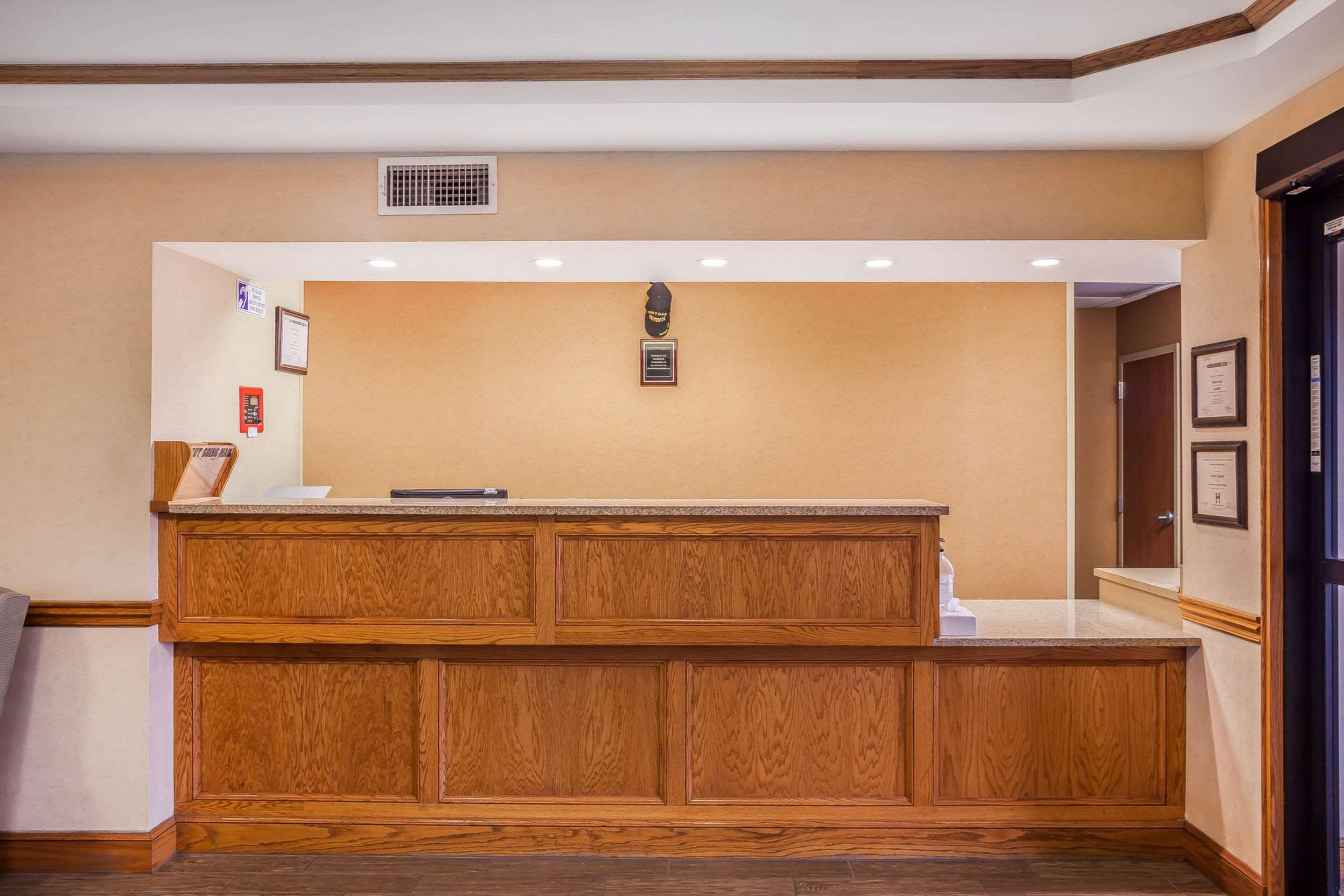 Rodeway Inn Tahlequah Exterior photo